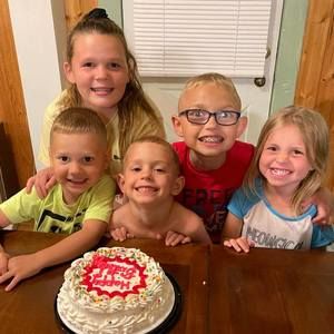 Meet your Posher, Brooke